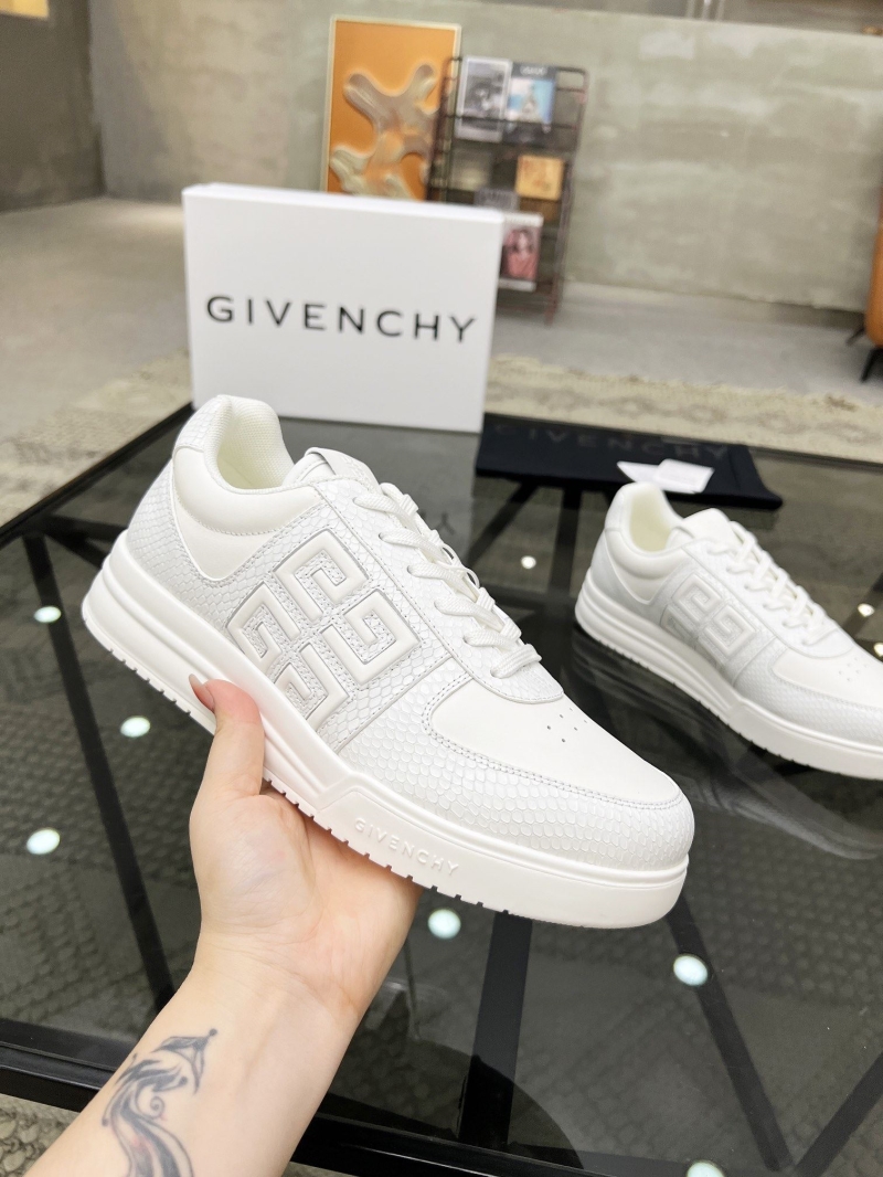 Givenchy Sneakers